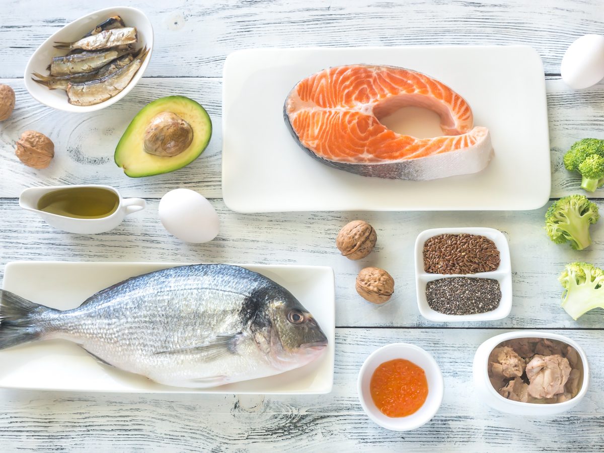 Salmón, dorada, nueces, aguacate y semillas: alimentos que ayudan a la concentración